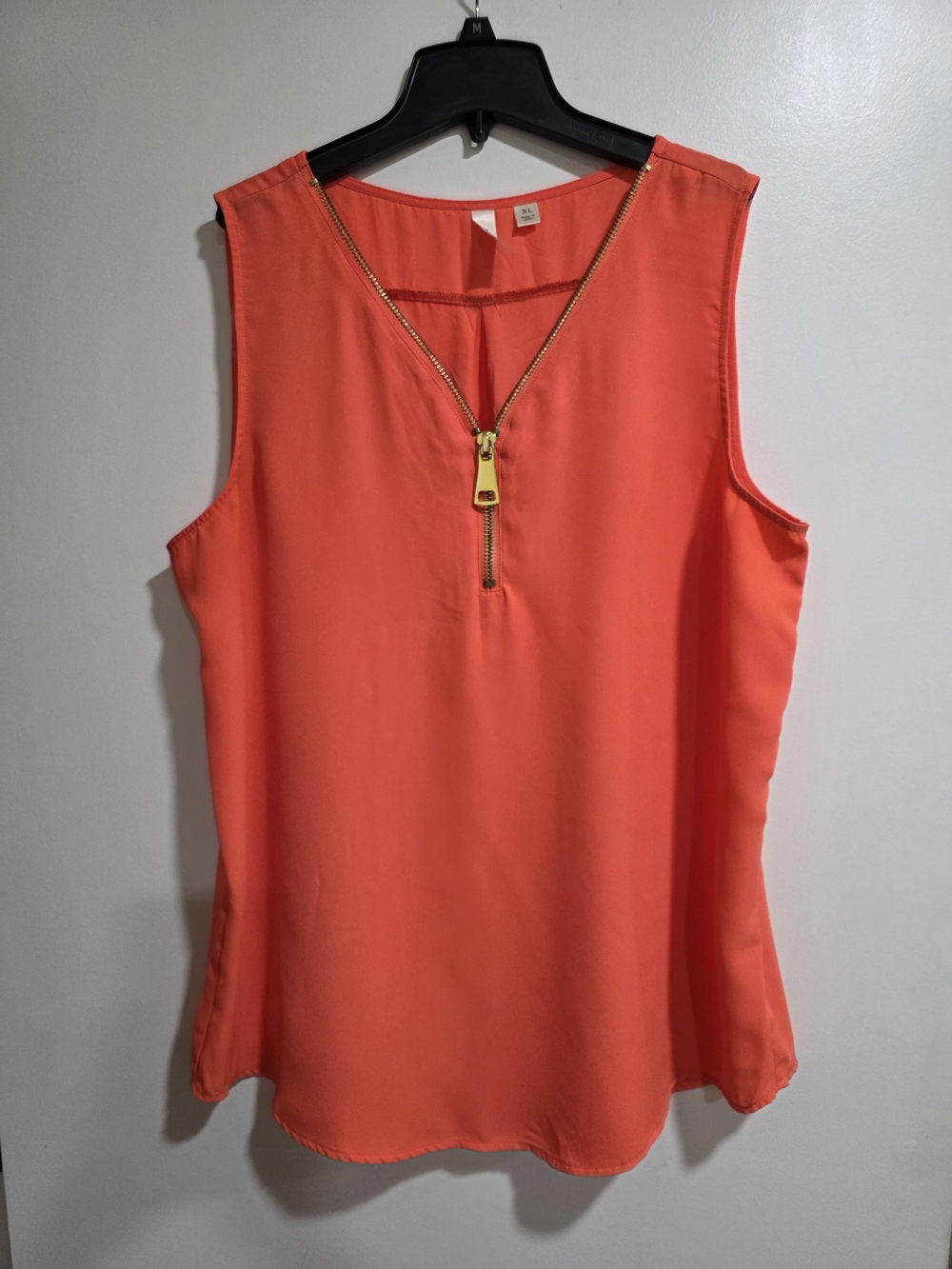 Hauera Coral Orange Sleeveless Blouse XL Gold Zipper V Neck Workwear